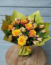 Букет цветов из:  Альстромерии и Розы в Усть-Катаве