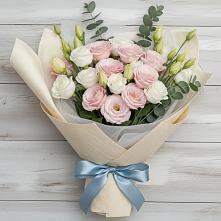 Букет цветов из:  Лизиантусы в Усть-Катаве