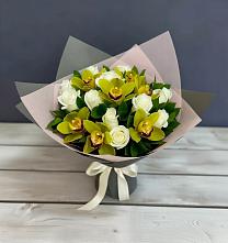 Букет цветов из:  Орхидеи и Розы в Усть-Катаве