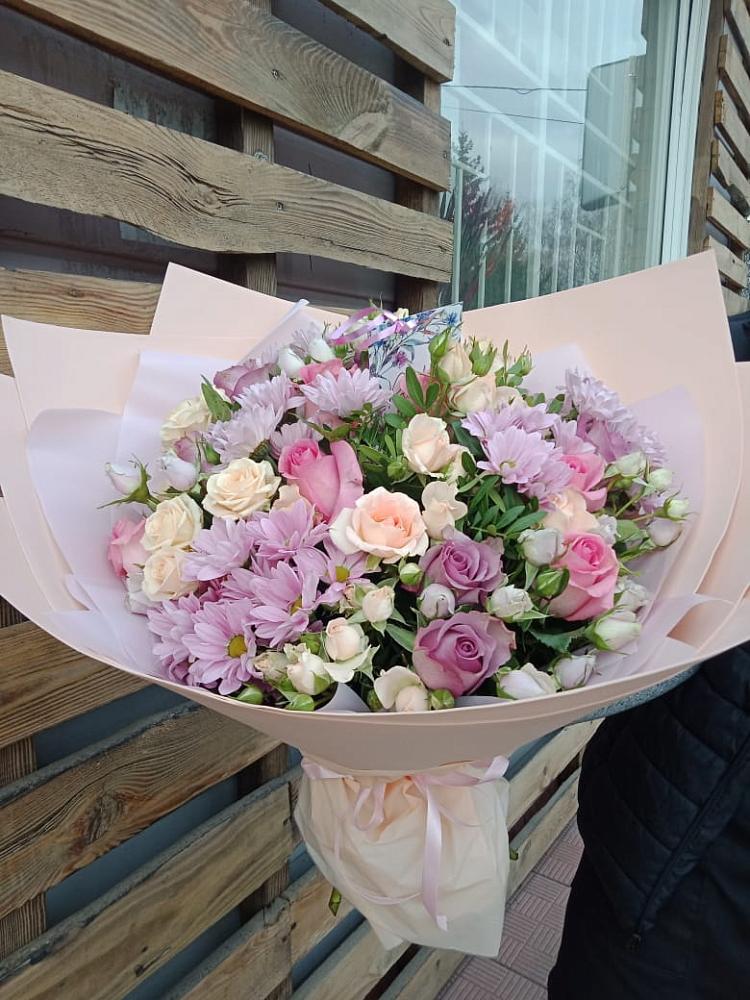 Букет цветов из: Розы и Хризантемы в Усть-Катаве