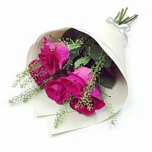 Букет цветов из:  Розы в Усть-Катаве