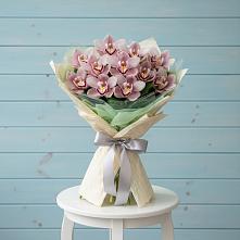 Букет цветов из:  Орхидеи и Розы #REPLACE_PRED# Усть-Катаве