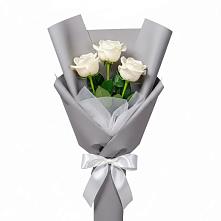 Букет 3 белые розы в Усть-Катаве