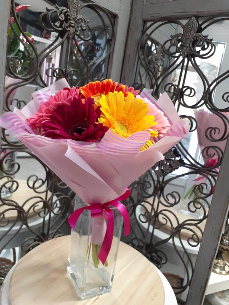 Букет цветов из: Герберы в Усть-Катаве