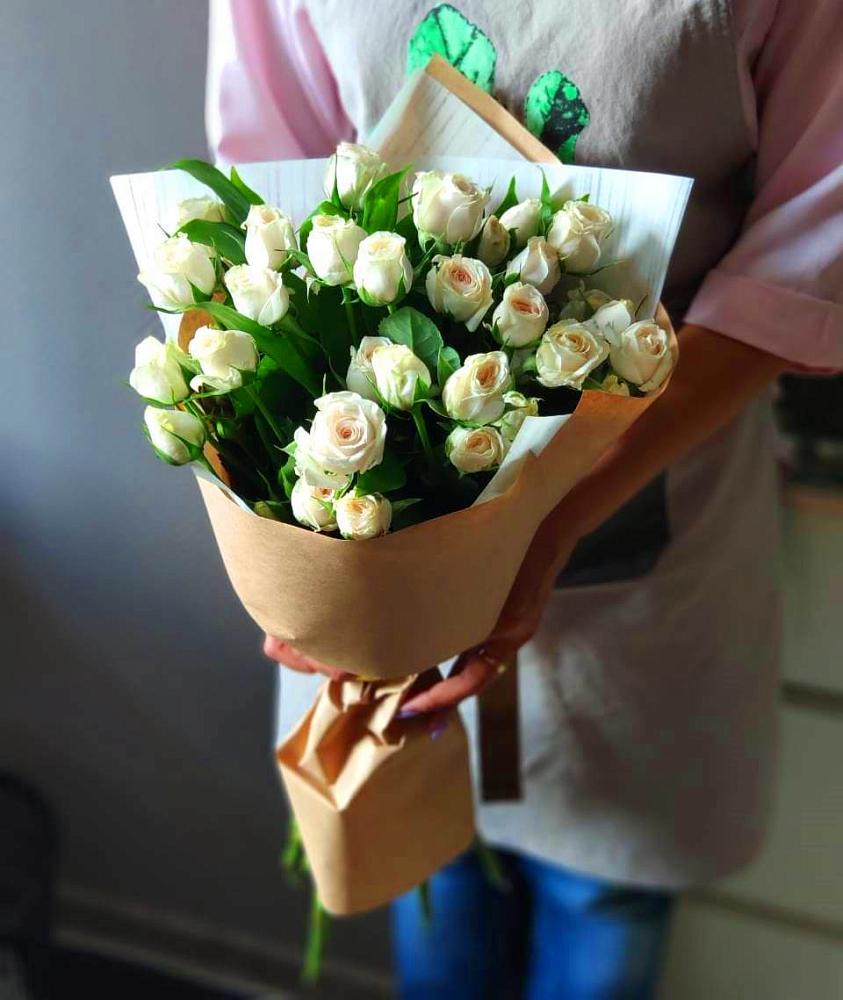 Букет цветов из: Розы в Усть-Катаве