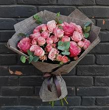 Букет цветов из:  Розы в Усть-Катаве